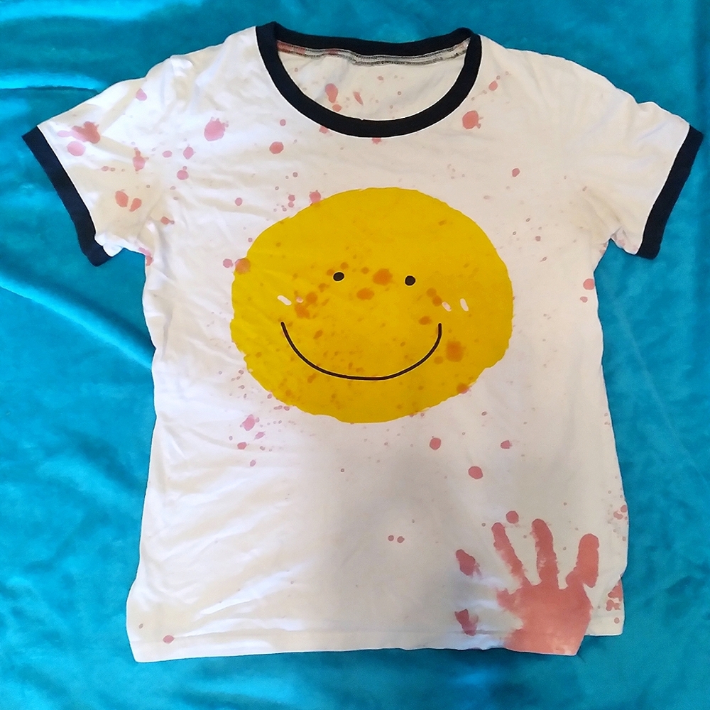 Blood splatter smiley face t-shirt- womens medium